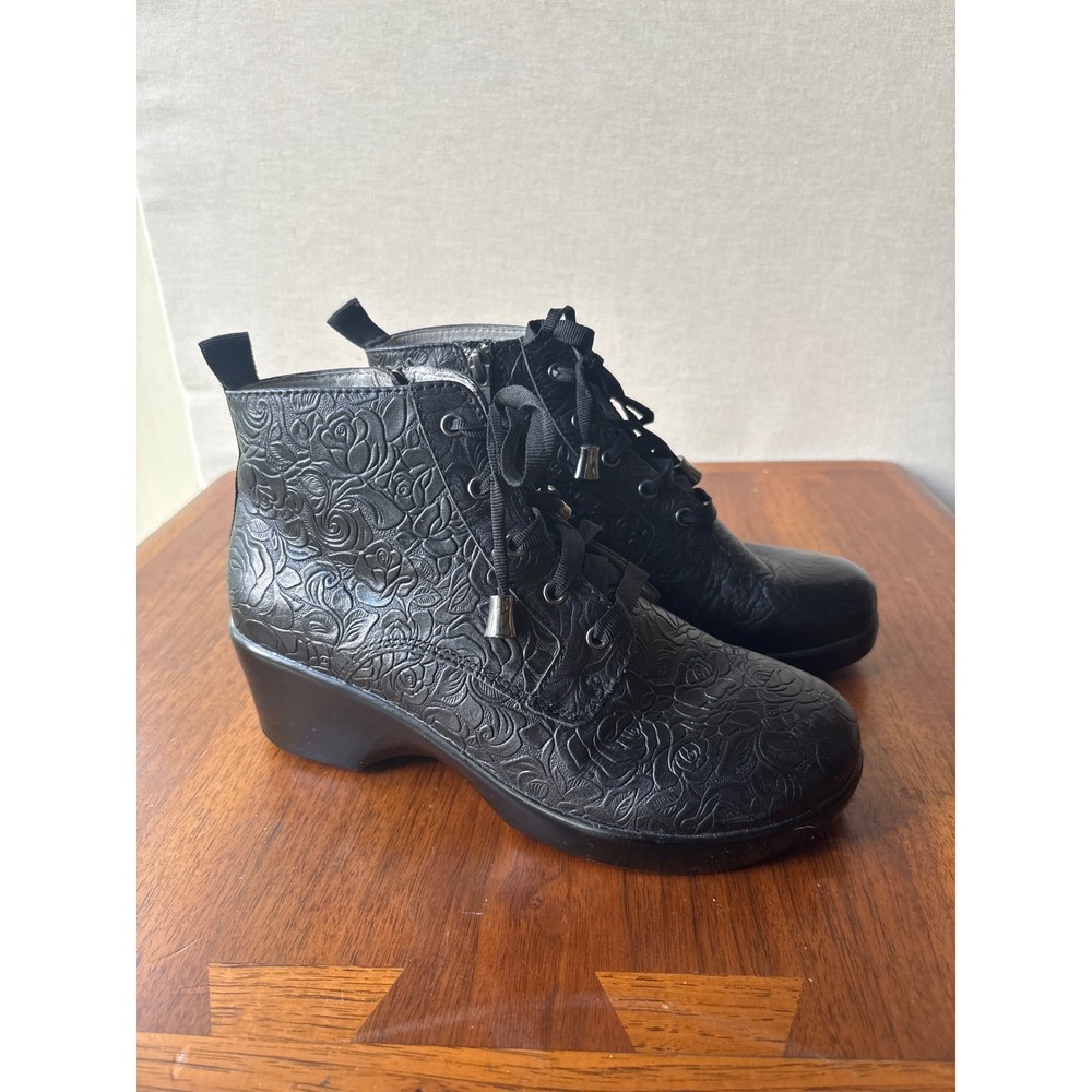 Alegria Eli-552 Black Leather Embossed Rose Lace Up Ankle Boots EU 38 US 8-8.5
